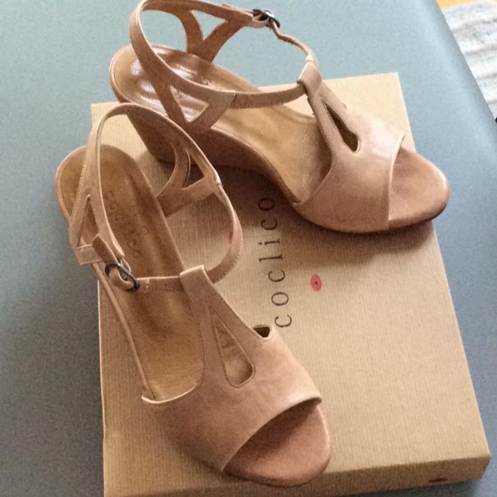 Coclico Jess Wedge Sandal